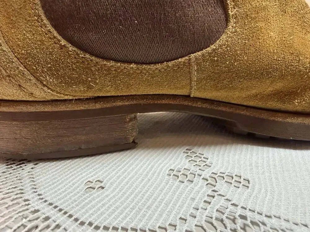 Men’s Size 13 UGG Boots Suede Chestnut/Wear On Heels/ Hooka Cushion Sole Insert